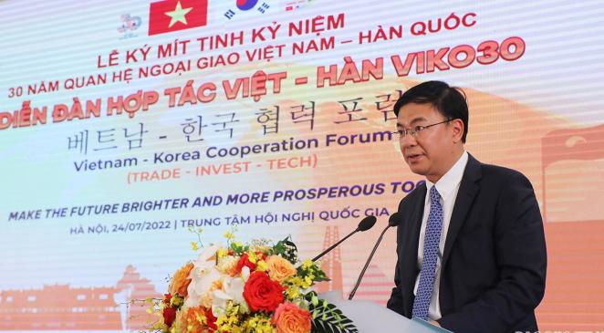 Deputy Foreign Minister Pham Quang Hieu spoke at the Vietnam-Korea Cooperation Forum.