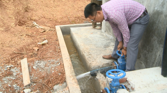 Hiện nay, người dân tại xã Kỳ Thượng sử dụng nước hợp vệ sinh từ mạch ngầm trên núi. Ảnh: Nguyễn Thành.