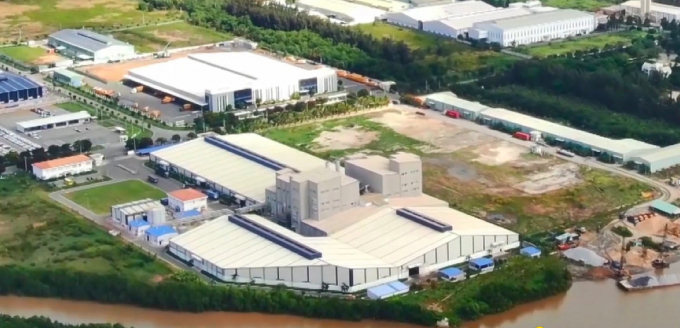 Nhà máy phân bón Hàn Việt với diện tích lên tới gần 9 héc-ta tại Khu công nghiệp Hiệp Phước huyện Nhà Bè, TP. Hồ Chí Minh nhìn từ trên cao.