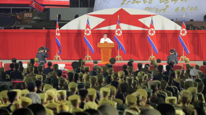 Nhà lãnh đạo Triều Tiên Kim Jong- un cho biết đất nước của ông 'sẵn sàng huy động' khả năng răn đe hạt nhân trong bất kỳ cuộc đụng độ quân sự nào với Mỹ và Hàn Quốc. Ảnh: KCNA 