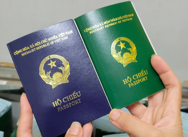 Bộ Công an sẽ nghiên cứu bổ sung nơi sinh vào hộ chiếu mới.