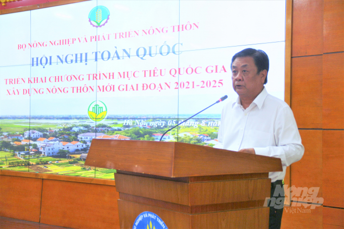 Bộ trưởng Lê Minh Hoan nêu 6 vấn đề trọng tâm để Chương trình MTQG xây dựng NTM giai đoạn 2021 - 2025 có thể triển khai một cách hiệu quả. Ảnh: Phạm Hiếu.