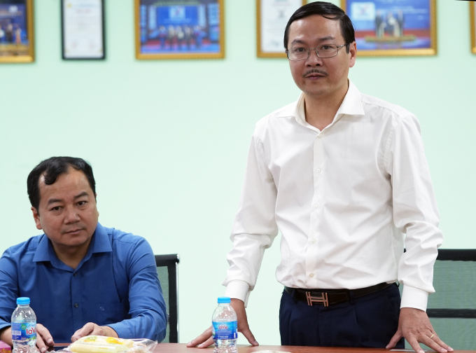 Mr. Nguyen Ngoc Thach, Editor-in-Chief of the Vietnam Agriculture News expects that the Growmax Study Encouragement Fund will contribute to sharing difficulties, helping poor students to acquire better conditions in their educational journey. 