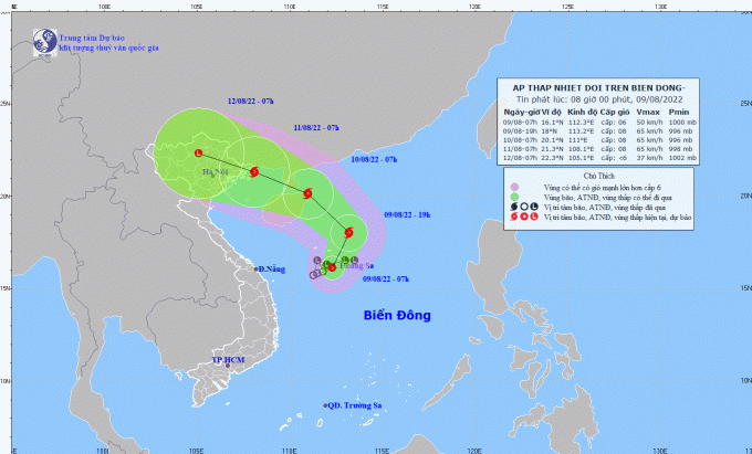 Dự báo hướng di chuyển của áp thấp nhiệt đới trên Biển Đông. Ảnh: NCHMF.
