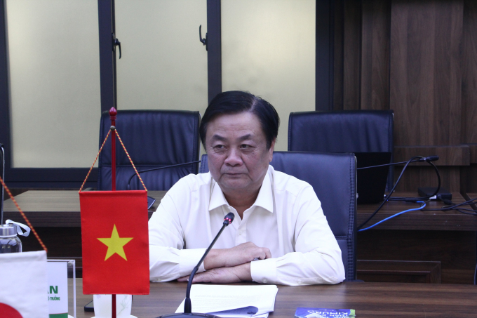 Minister of Agriculture and Rural Development Le Minh Hoan welcomed Japanese corporations to invest in agriculture in Kon Tum province. Photo: Linh Linh.