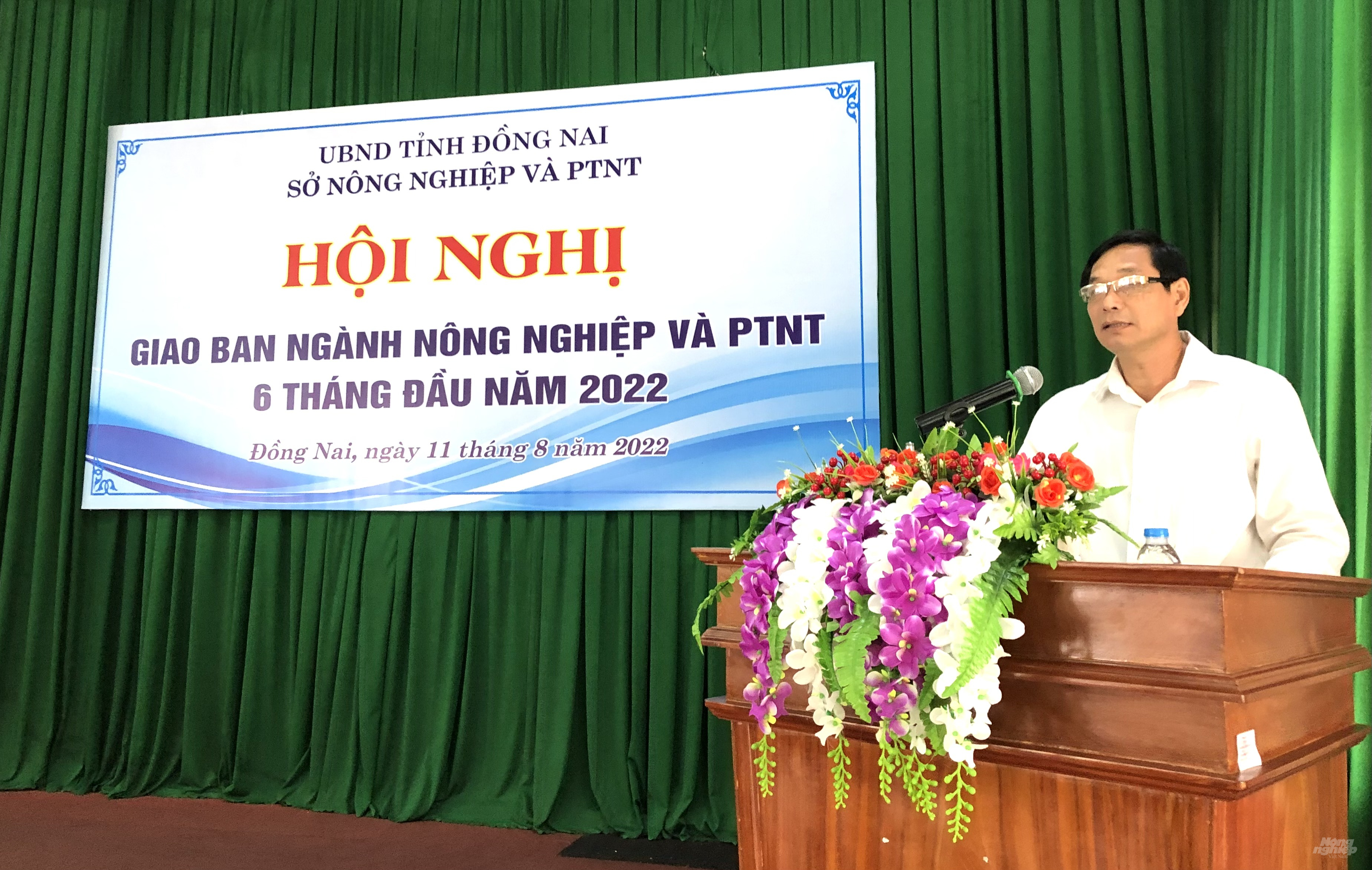 Phó Chủ tịch UBND tỉnh Đồng Nai Võ Văn Phi phát biểu chị đạo tại hội nghị. Ảnh: MV.