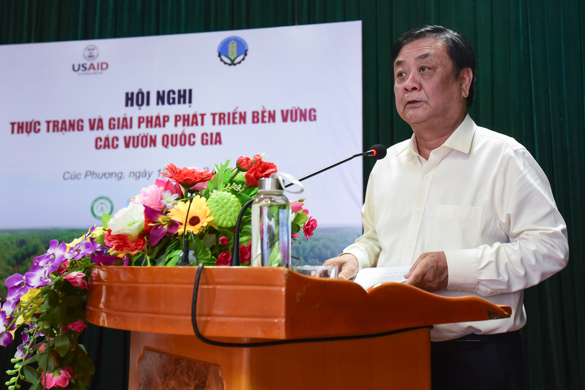 Bộ trưởng Bộ NN-PTNT Lê Minh Hoan chia sẻ về cách tiếp cận phù hợp để phát triển bền vững các Vườn quốc gia. Ảnh: Tùng Đinh.