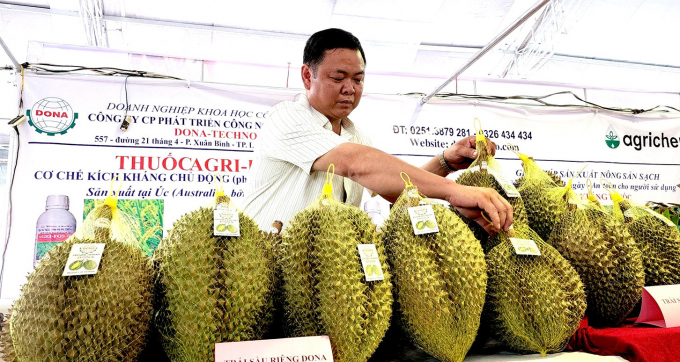 Dona durians of DONA-TECHNO Biotech Development Joint Stock Company (Long Khanh City, Dong Nai) were displayed at Dong Nai Fruit Honor Week 2022. Photo: Minh Sang.