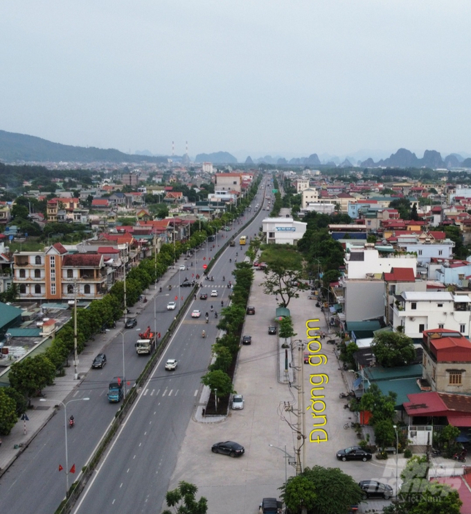 Dự án đường gom Cẩm Phả là chủ trương rất đúng đắn của thành phố. Tuy nhiên, khi triển khai lại mắc những sai lầm khó khắc phục.