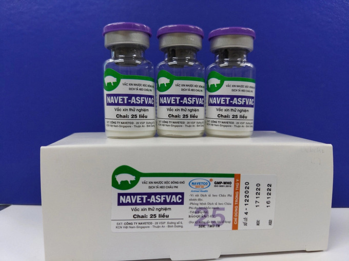Vacxin phòng bệnh DTLCP NAVET-ASFVAC do Công ty Cổ phần Thuốc thú y Trung ương Navetco sản xuất.
