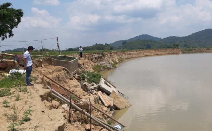 Nhiều tuyến kênh, bờ sông tại Đắk Lắk bị sạt lở. Ảnh: Quang Yên.