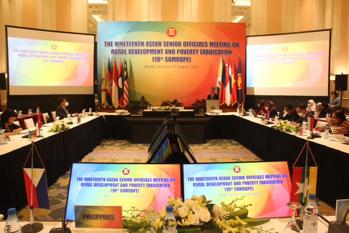 Vietnam chaired the 19th ASEAN Senior Officials Meeting on Rural Development and Poverty Eradication and the 15th Senior Officials Meeting and three partners on Rural Development and Poverty Eradication.  Photo: Linh Linh.  
