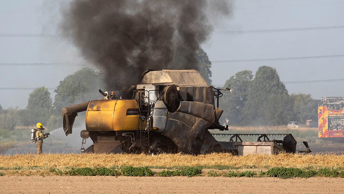 combine-fire-682018-3370_C_Tim-Scrivener