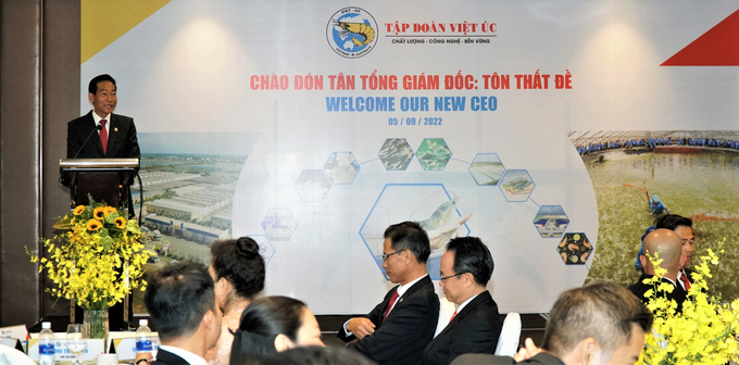 Ông Lương Thanh Văn – Chủ tịch HĐQT phát biểu chào đón tân Tổng giám đốc.