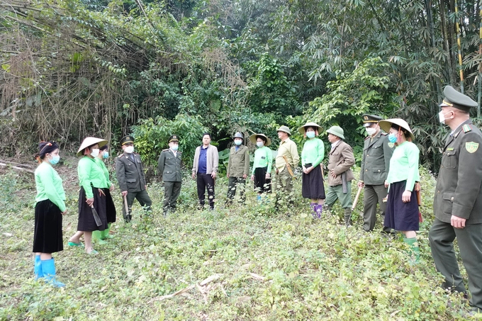 It is necessary to study the mechanism of ordering training for forest rangers. Photo: TL.