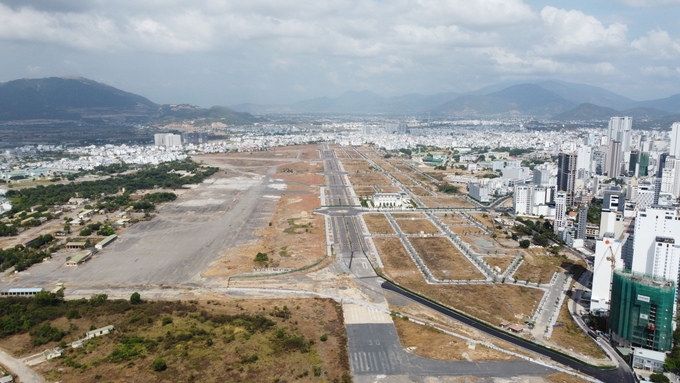 Khu đất sân bay Nha Trang cũ đã giao cho Tập đoàn Phúc Sơn.