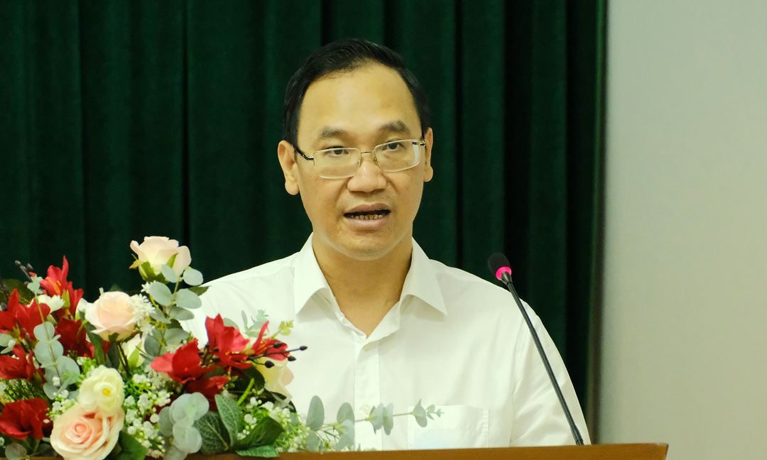 Ông Đặng Văn Thanh, Phó Cục trưởng Cục Phát triển Hợp tác xã, Bộ Kế hoạch và Đầu tư phát biểu khai mạc hội thảo. 