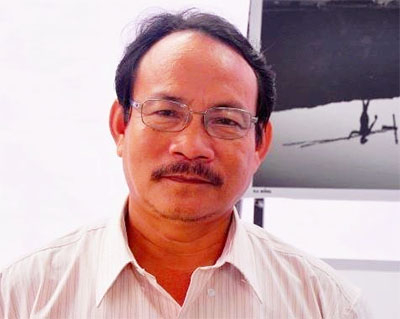 Tác giả, nhà báo Lê Hồng Khánh.