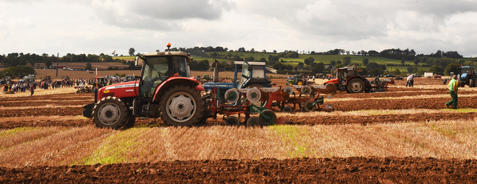  Irish farmers' ploughing competition.