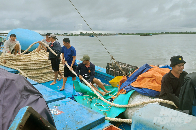 Tàu thuyền ngoại tỉnh neo đậu tại các âu thuyền của tỉnh Quảng Trị. Ảnh: Võ Dũng.