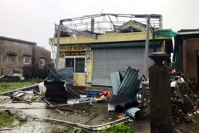 Chợ Thị trấn Cửa Việt bị hư hại nặng nề. Ảnh: CTV.