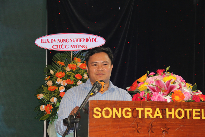 Ông Hồ Trọng Phương, Giám đốc Sở NN-PTNT tỉnh Quảng Ngãi ghi nhận những đóng góp của Cty TBT trong nền nông nghiệp tỉnh Quảng Ngãi. Ảnh: L.K.