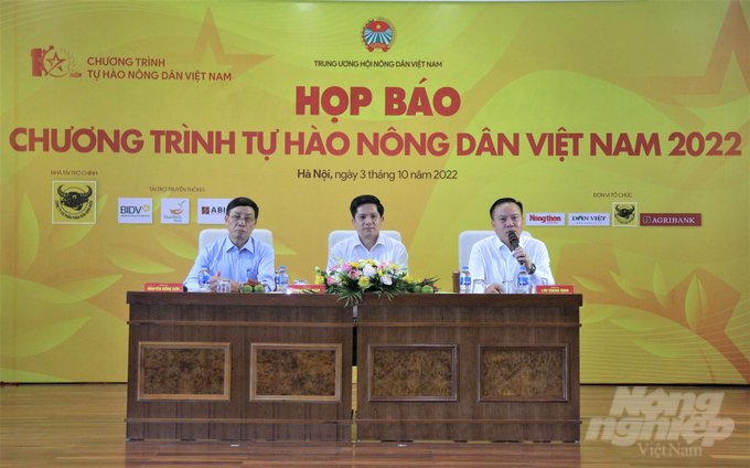 Buổi họp báo thông tin về Chương trình Tự hào Nông dân Việt Nam năm 2022 ngày 3/10. Ảnh: Phạm Hiếu.