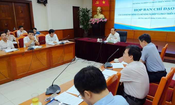 Họp Ban chỉ đạo Cải cách hành chính Quý III/2022, Bộ NN-PTNT. Ảnh: Huy Bình.