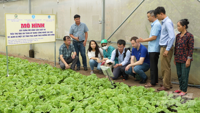 Agricultural production and trading businesses must promote value chain linkages as well as apply science and technology to production. Photo: Minh Sang.