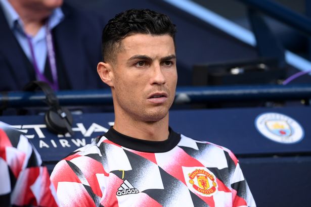 Cristiano Ronaldo liên tục dự bị tại Man United. Ảnh: Express.