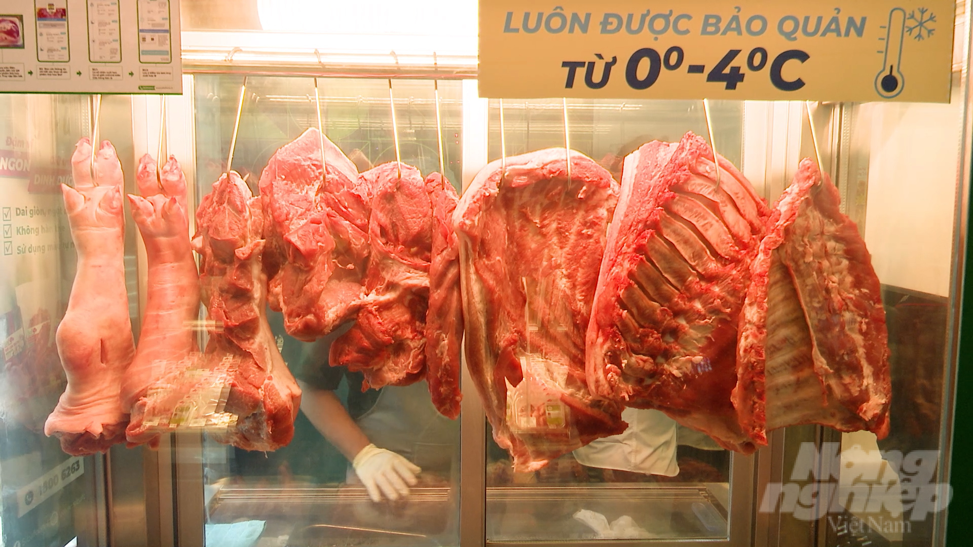 Sản phẩm thịt heo ăn chay BaF Meat được giới thiệu tại buổi công bố ngày 26/10. Ảnh: Minh Sáng.