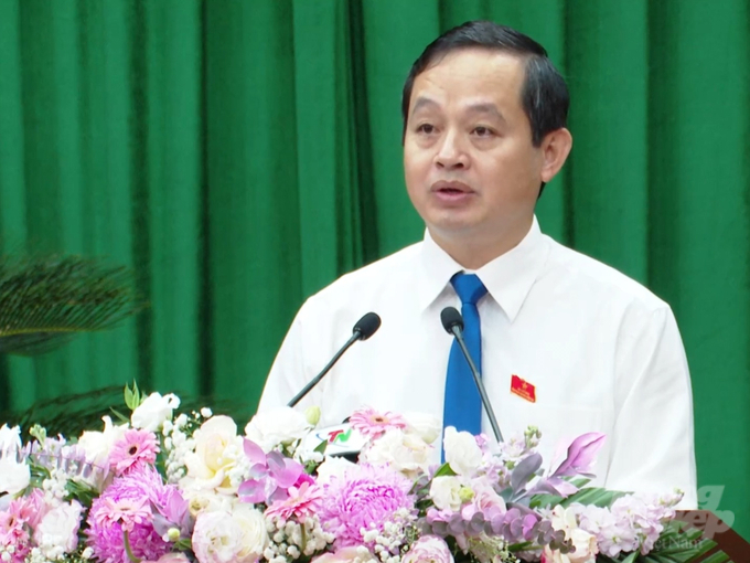 Ông Phạm Hoàng Sơn, Chủ tịch HĐND tỉnh phát biểu chỉ đạo tại kỳ họp. Ảnh: Toán Nguyễn.