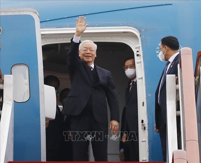 Tổng Bí thư Nguyễn Phú Trọng đến Sân bay Quốc tế Bắc Kinh. Ảnh: Trí Dũng/TTXVN.