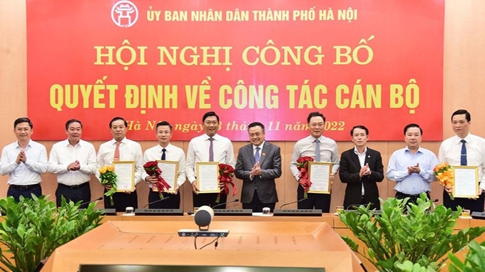 Hà Nội công bố quyết định về công tác cán bộ cấp sở ngày 3/11/2022.