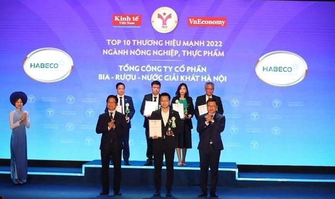 Lễ công bố'Thương hiệu Mạnh Việt Nam 2022' do Tạp chí Kinh tế Việt Nam tổ chức ngày 12/10, tại Hà Nội.