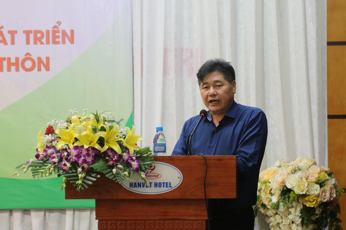 Ông Lê Quốc Thanh, Giám đốc Trung tâm Khuyến nông Quốc gia chia sẻ những đóng góp của hệ thống khuyến nông với sự nghiệp phát triển nông nghiệp, nông thôn, nông dân trong 30 năm qua. Ảnh: Đinh Mười.