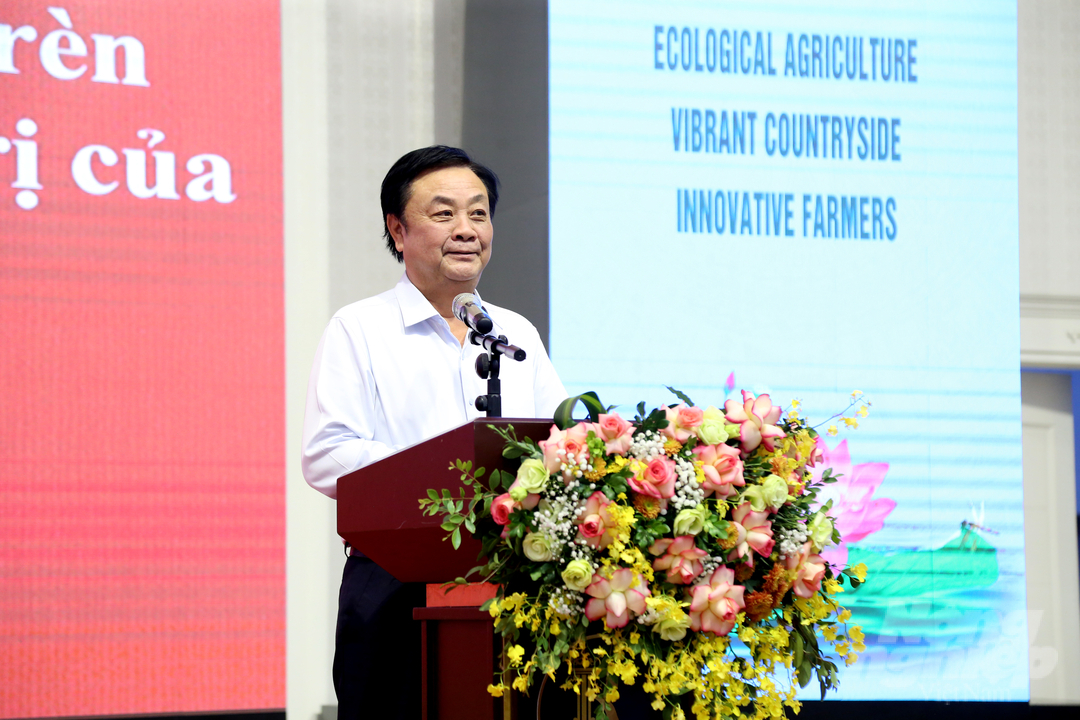 Minister Le Minh Hoan thanked the Government of Ireland and FAO for the support to improve the livelihoods of rural women in the Northern mountainous region. Photo: Minh Phuc.