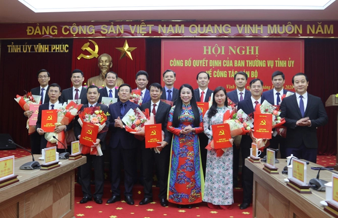 Ban Thường vụ Tỉnh ủy Vĩnh Phúc tổ chức hội nghị công bố các quyết định về công tác cán bộ tại một số sở, ngành, địa phương năm 2020. Ảnh tư liệu.