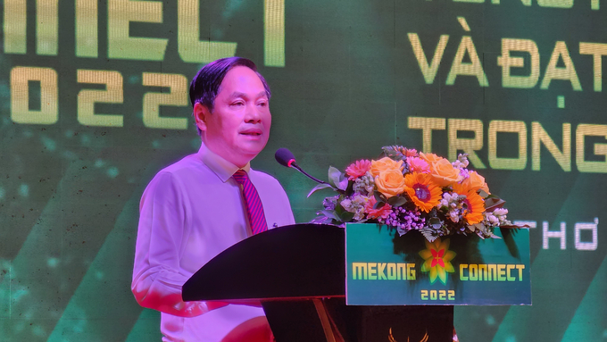 Mr. Nguyen Van Hong, Vice Chairman of Can Tho City People's Committee, believes that raw material areas in the Mekong Delta are currently unorganized and mismanaged, and the infrastructure is not limited. Photo: Kim Anh.