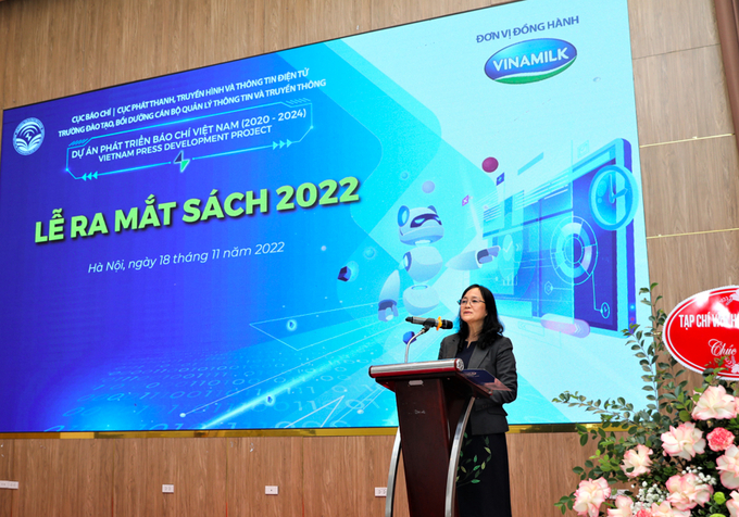 Đại diện công ty Vinamilk chia sẻ tại buổi Lễ ra mắt sách 2022.