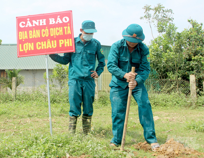 Thiếu hệ thống chân rết tại cơ sở là thách thức lớn của ngành chăn nuôi thú y Nghệ An. Ảnh: Thanh Nga.