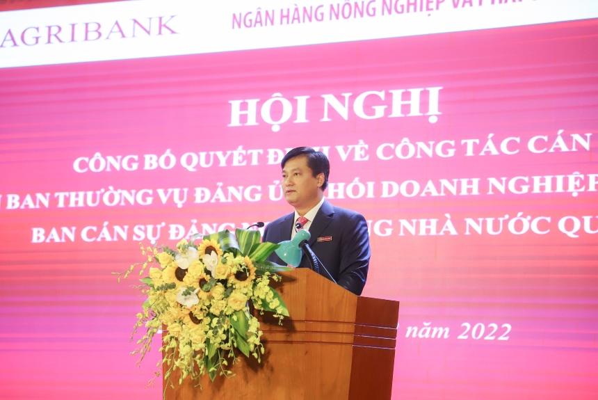 Ông Phạm Toàn Vượng – Phó Bí thư Đảng ủy, Thành viên HĐTV, Tổng giám đốc Agribank phát biểu nhận nhiệm vụ.