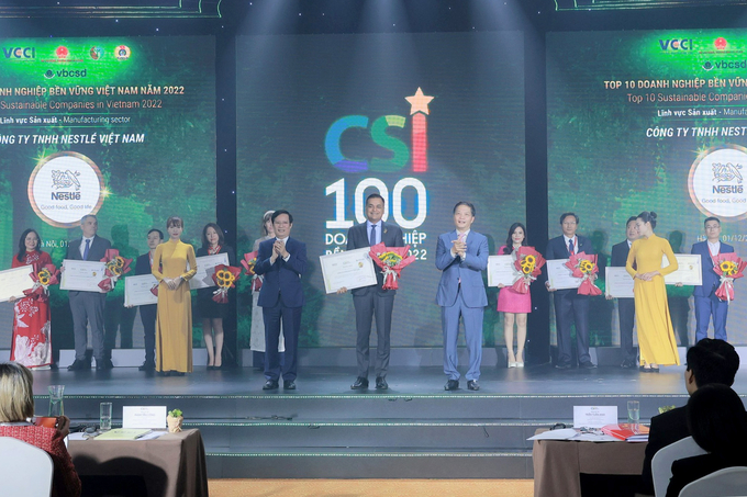 Nestlé Việt Nam được bình chọn là Doanh nghiệp bền vững nhất Việt Nam năm 2022 trong lĩnh vực sản xuất.
