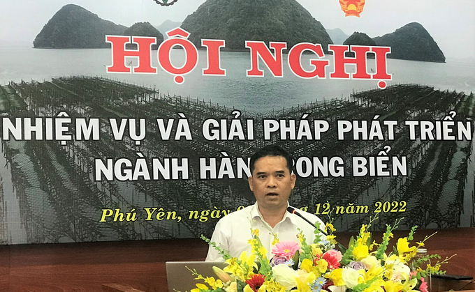 TS Thái Ngọc Chiến, phát biểu tại Hội nghị 'Nhiệm vụ và giải pháp phát triển ngành rong biển' do Bộ NN-PTNT tổ chức tại Phú Yên. Ảnh: V.Đ.T.