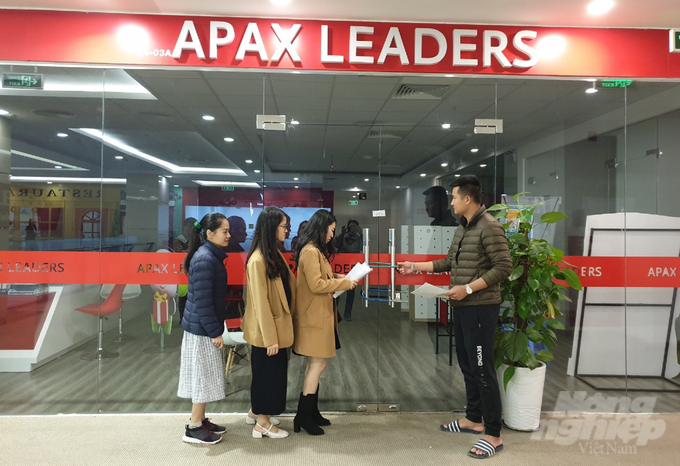 Trung tâm Anh ngữ Apax Leaders tại Hà Tĩnh cửa đóng then cài gần 4 tháng nay. Ảnh: Thanh Nga.