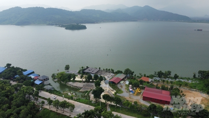 Hồ Núi Cốc, công trình hồ thủy lợi lớn nhất tỉnh Thái Nguyên. Ảnh: Toán Nguyễn.