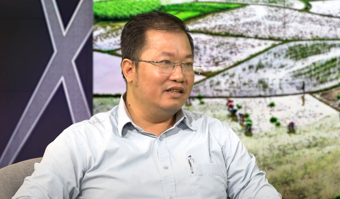 Ông Đào Ngọc Tuấn - Phó Viện trưởng Viện Quy hoạch Thủy lợi trao đổi cùng Báo Nông nghiệp Việt Nam.