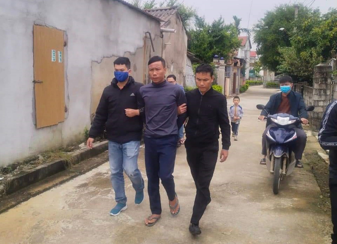 Cơ quan điều tra bắt giữ đối tượng khi đang lẩn trốn ở huyện Lộc Hà, Hà Tĩnh.
