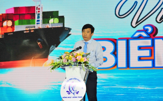 Chủ tịch UBND tỉnh Đồng Tháp Phạm Thiện Nghĩa thông tin Đồng Tháp đã đóng góp vào kim ngạch xuất khẩu mặt hàng cá tra gần 1 tỷ đô/2,4 tỷ đô cả nước. Ảnh: Lê Hoàng Vũ.