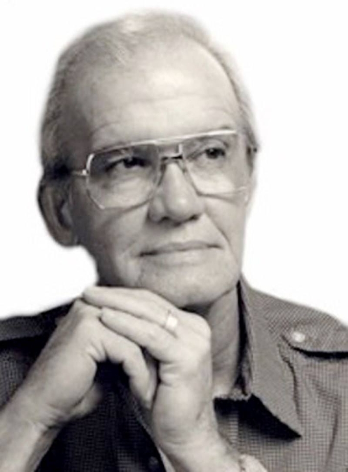 Diễn giả lừng danh Og Mandino (1923-1996).